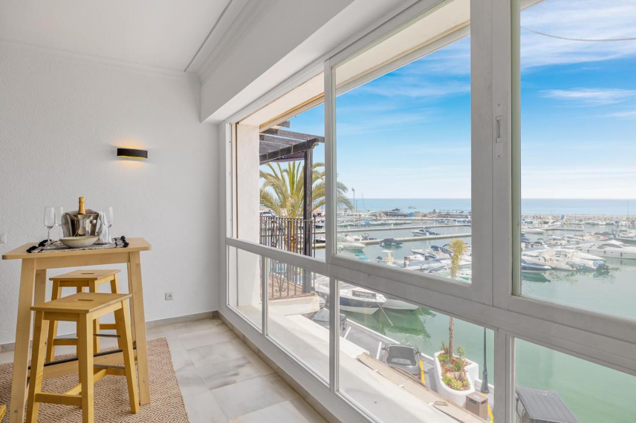 Luxurious Frontline Penthouse In Puerto Banus Marbella Exterior foto